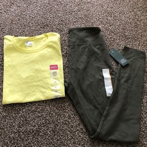 Women’s t-shirt and leggings size S